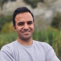 Dr Majid Khan